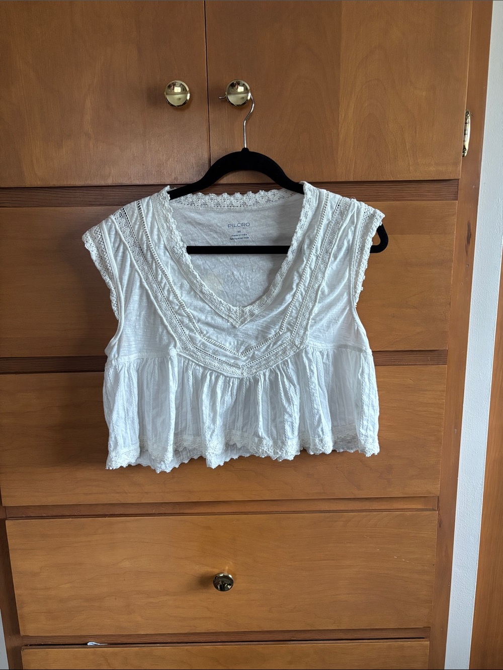 Pilcro White Lace-Trim Cropped Peasant Top
